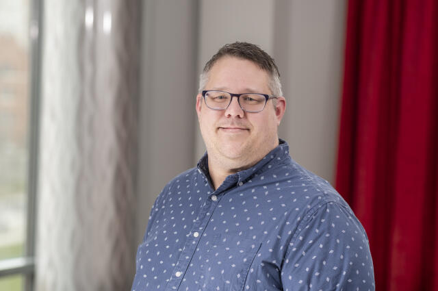 Headshot of Jeremy Gabis